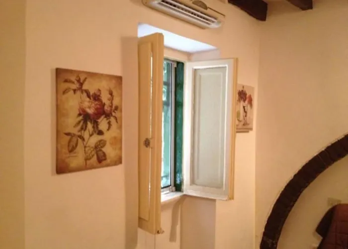 Casina Roma, 2 Min To Piazza Navona Apartment
